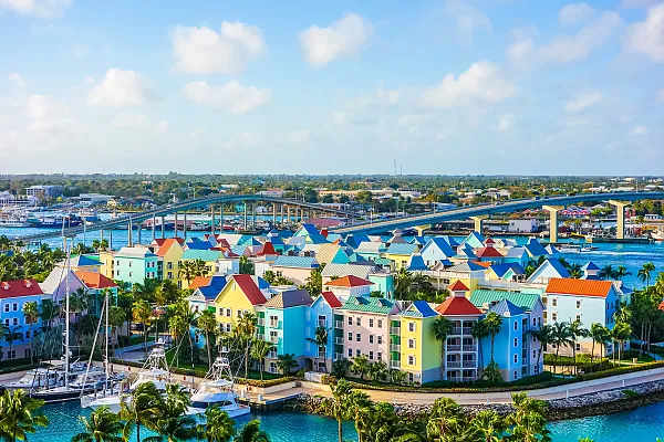 Das Bild zeigt Paradise Island in Nassau, der Hauptstadt der Bahamas
